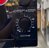 7 Lò Vi Sóng Sharp R-211TV-BK 21L