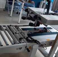 Máy dán băng keo thùng carton, máy dán thùng mặt trên mặt dưới, máy dán băng dính thùng bán tự động
