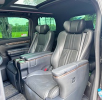 2 Cho thuê Toyota Alphard kèm tài xế