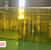 Nhà Xưởng Và Nỗi Lo Côn Trùng: Giải Pháp Rèm PVC Vàng Trong