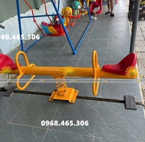 2 Bập bênh lò xo trẻ em