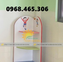 Kệ góc mầm non, kệ cá nhân mầm non