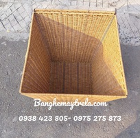 1 Giỏ vuông đựng đồ mây nhựa