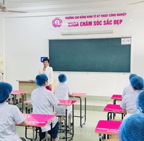 Học Chứng Chỉ Làm Đẹp