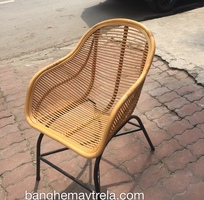 4 Ghế mây chân sắt