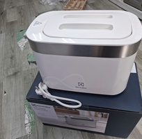 2  Máy Nướng Bánh Mì ELECTROLUX E2TS1-100W   Bữa Sáng Ngon Lành Trong Vài Phút