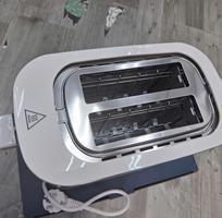  Máy Nướng Bánh Mì ELECTROLUX E2TS1-100W   Bữa Sáng Ngon Lành Trong Vài Phút