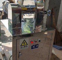 2 Máy nghiền bột khô, máy nghiền đường, máy xay bột mịn, máy xay đường làm bánh kẹo