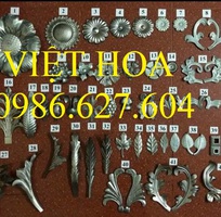 3 Buôn bán hoa văn, chi tiết sắt mỹ thuật