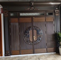 Của thép vân gỗ