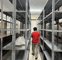 3 Kệ sắt v lỗ