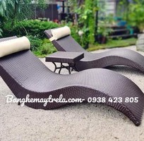 3 Ghế hồ bơi nhựa giả mây