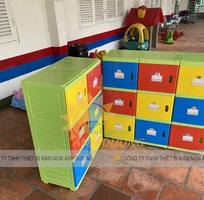 4 Tủ cặp mầm non, tủ nhựa đựng cặp đồ dùng mầm non