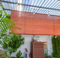 Bán mành che nắng.
