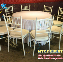 1 Cho Thuê Bộ Bàn Ghế Tiffany 10 người