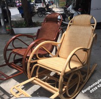 2 Ghế bập bênh mây thư giãn cho người già