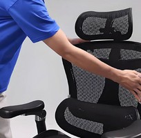 1 Bao lâu nên vệ sinh ghế lưới để luôn sạch và bền