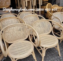 4 Ghế mây lưới mắt cáo
