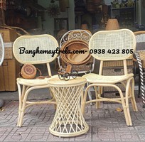 2 Ghế mây lưới mắt cáo