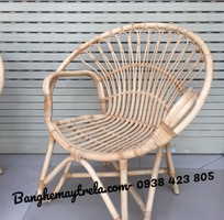 8 Ghế mây nhỏ đuôi công
