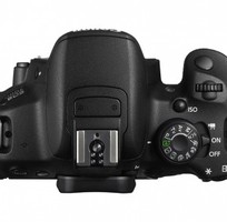 6 Canon EOS 700D giá tốt ,bảo hành 24 tháng ,có nhiều phụ kiện khuyến mãi