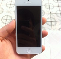 1 Iphone5  trắng Quốc tế 16Gb nguyên zin mới 99