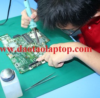 9 Học sửa chữa laptop bao ra nghề