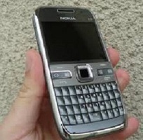 1 Bán Nokia E72 xám bạc : 450k nguyên bản máy đẹp