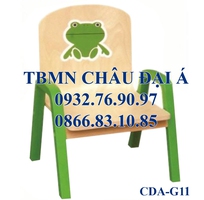 4 Ghế nhựa nhập khẩu