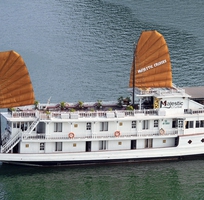 Siêu giảm giá du thuyền Hạ Long Majestic Cruise với 1,9 triệu