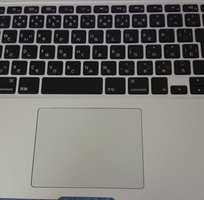 1 Cần bán em macbook nhãn hiệu quả táo