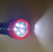 2 Đèn pin siêu sáng giá rẻ kèm quà tặng     