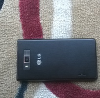 2 Lg L7 còn Nguyên tem và rất đẹp