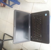 1 Dell votro 1450 core i3 2310M