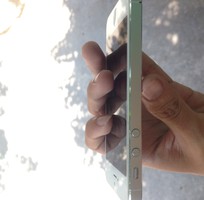 2 Iphone 5 16g trắng quốc tế còn bảo hành apple