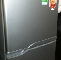 2 Tủ lạnh Sanyo SR 145 còn rất mới