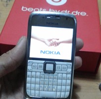 1 Nokia E71 còn zin,nguyên tem.850K