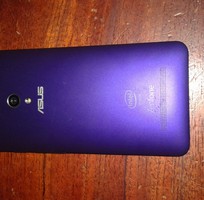 1 Zenphone 5 ram 2 G  màu tím mới 99% còn bh 10 tháng