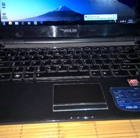 1 Cần bán Laptop ASUS U80V-WX038D
