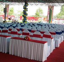 1 Cho thuê bàn ghế giá rẻ tại Hà Nội