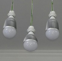 9 Pin năng lượng mặt trời, Đèn led cao cấp, Máy tính xách tay