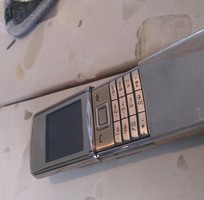 1 Nokia 8890 Sirocco gold