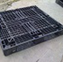 6 Pallet nhựa đã qua một lần sử dụng, giá chỉ bằng 50 pallet mới