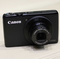 Bán máy ảnh compaq Canon PowerShot S200 full box hàng Japan.