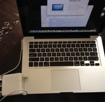 3 Apple Macbook Pro Unibody MD314ZP/A Intel Core i7-2640M Giá 14tr600