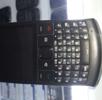 Nokia x2.01 bàn phím giống e71 giá 380k.
