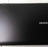 Cần bán laptop samsung mini 10inch nguyên zin, moi 98%