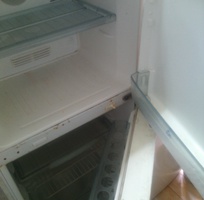 4 Tủ lạnh electrolux 260 lít