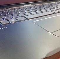 4 Dell AlienWare M14X - Laptop khủng long, chuyên đồ họa, gaming