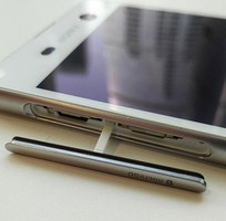 6 Sony Xperia M5 Q.tế điện thoại giá cực yêu còn 4.tr500